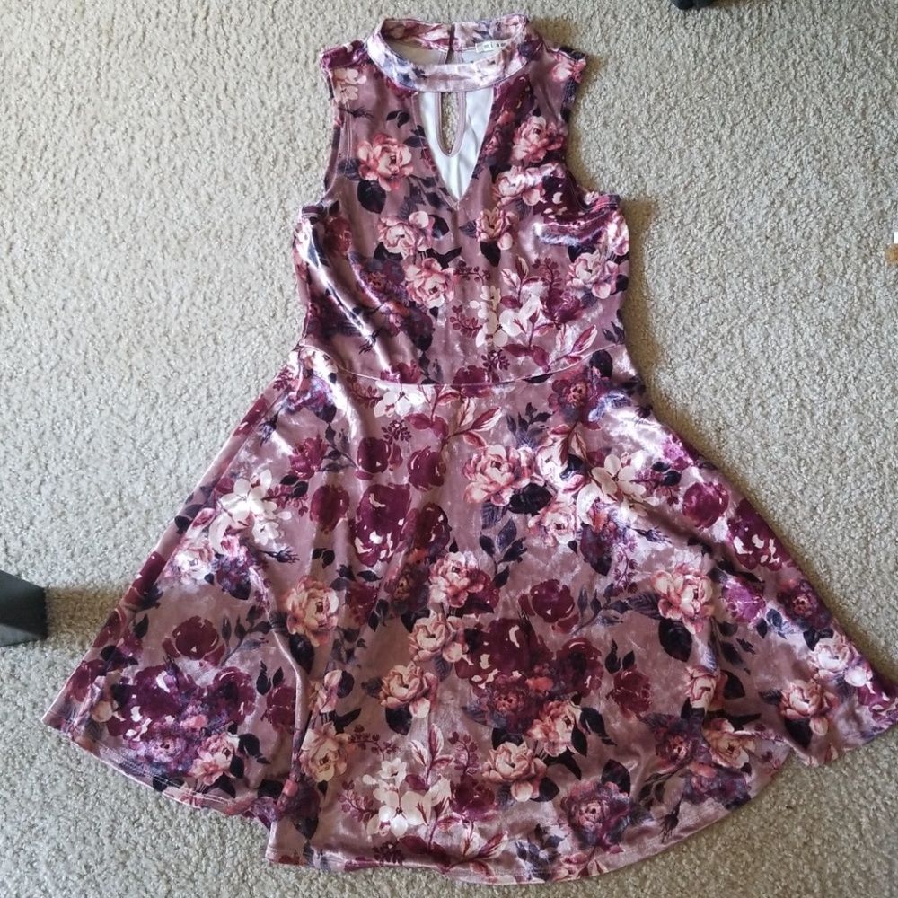 Rose dress